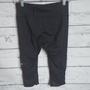 Black Ruched Lululemon Crop Leggings | 6